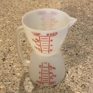 Vintage Tupperware Hourglass Measuring Cup Double Sided